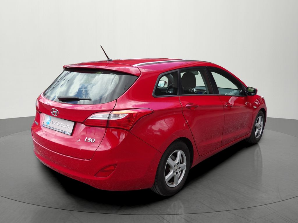 hyundai-i30-1-4i-cvvt-trikolor-cr - 3