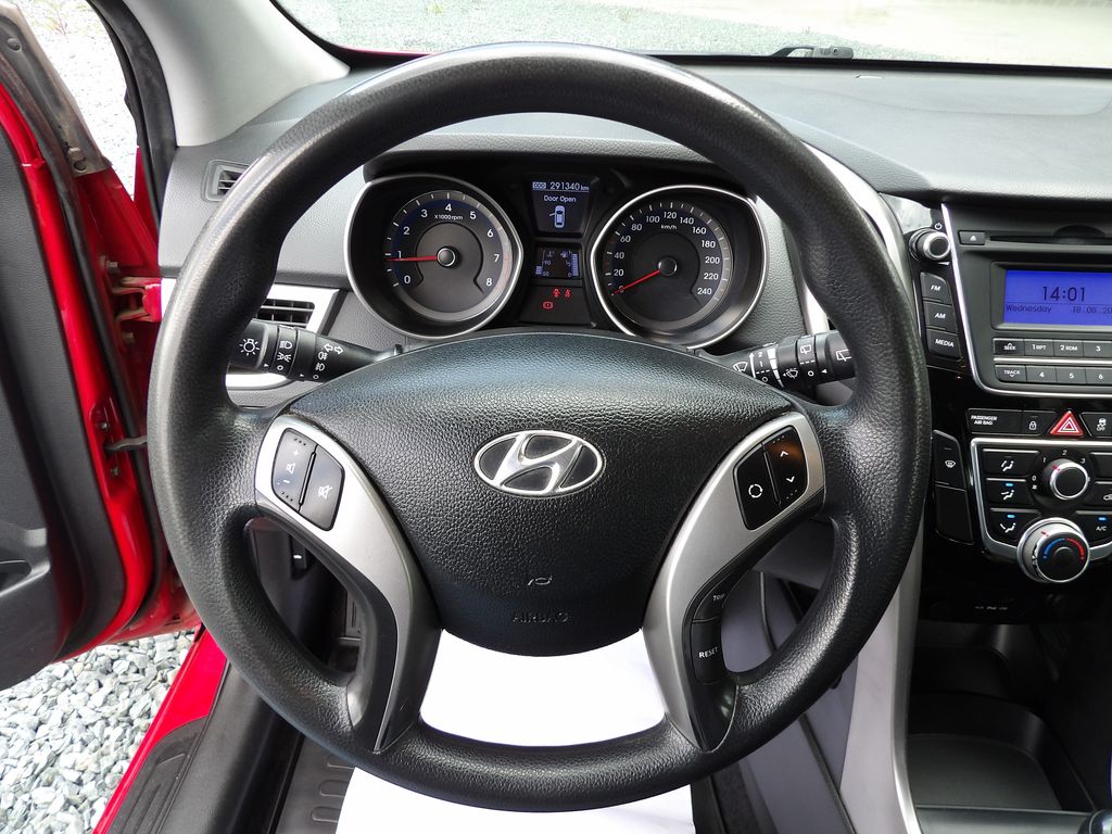 hyundai-i30-1-4i-cvvt-trikolor-cr - 8