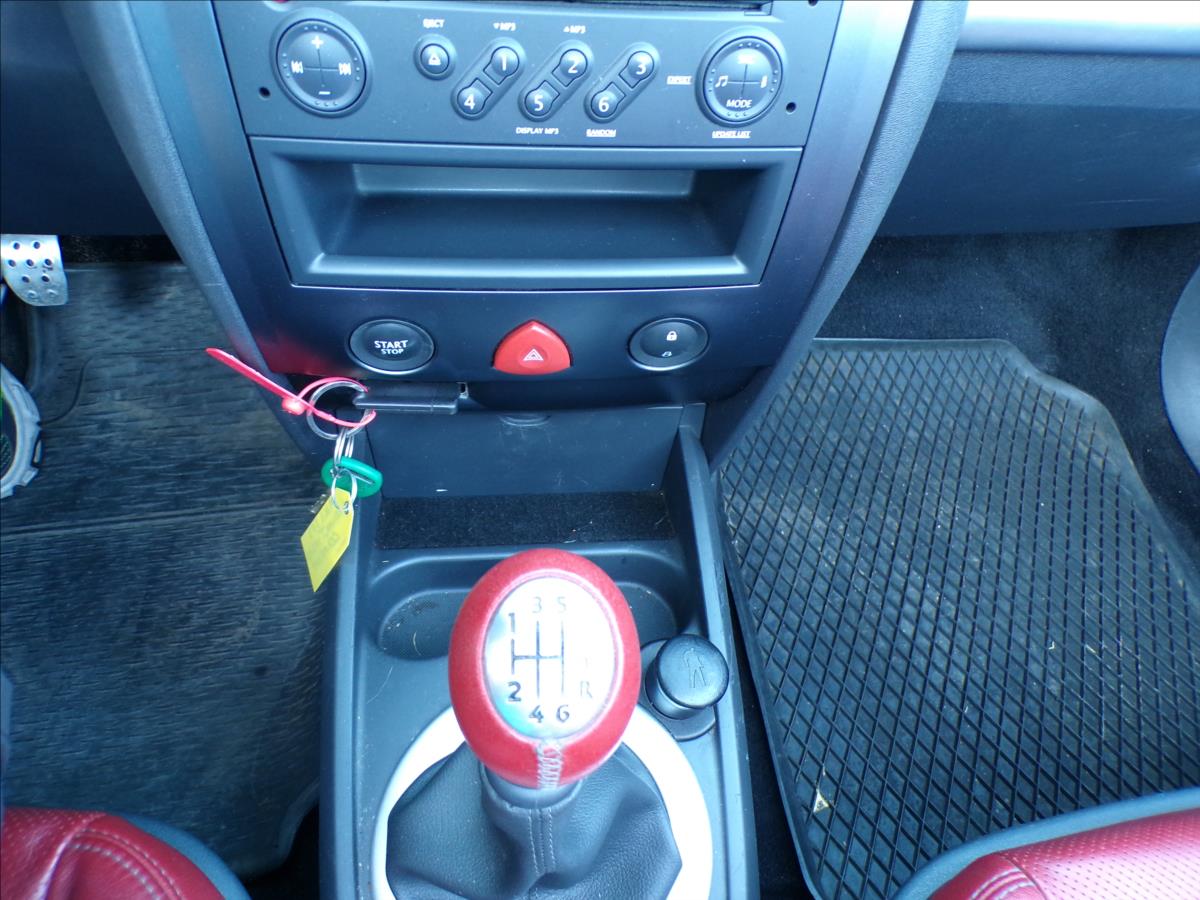 renault-megane-2-0-16v-cc - 8