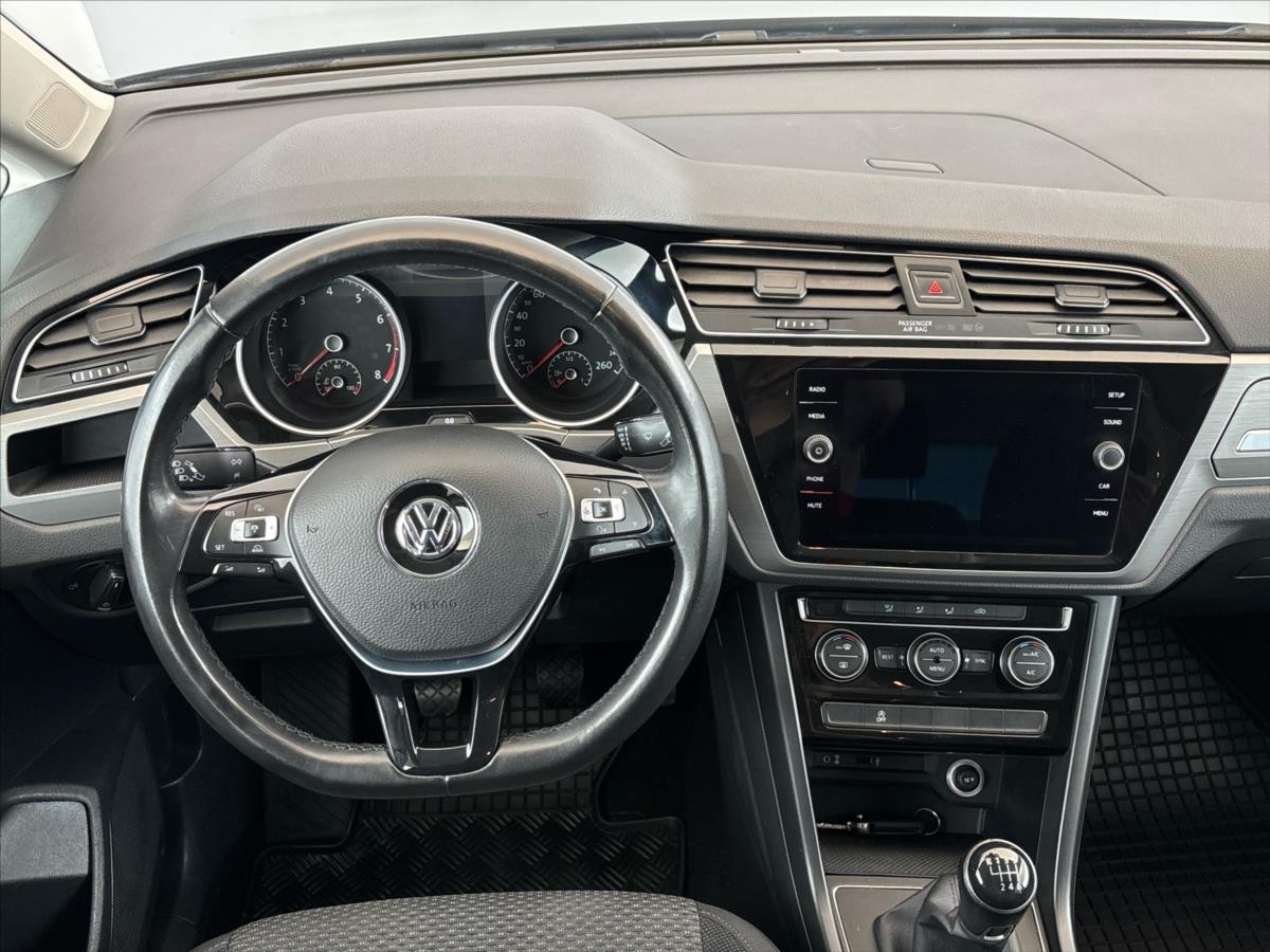 volkswagen-touran-1-4-tsi-comfortline - 4