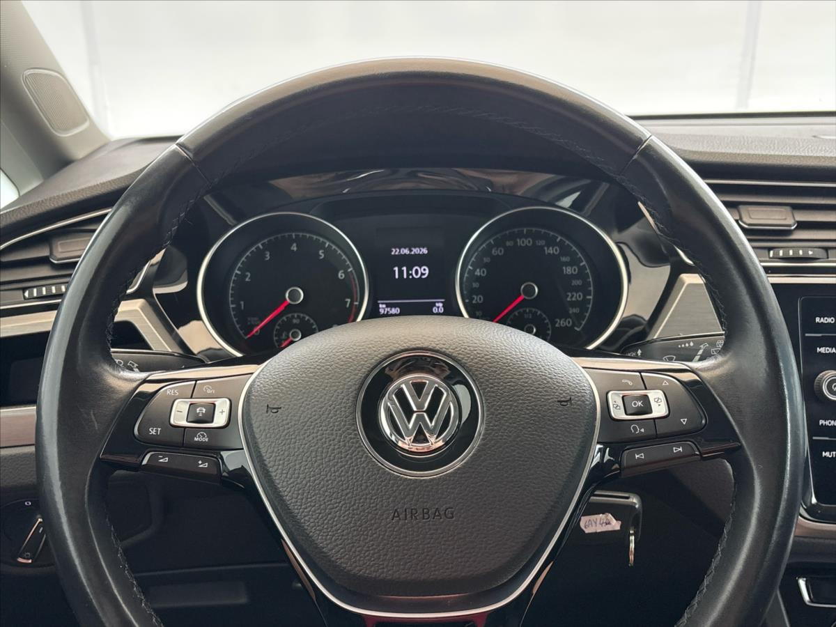 volkswagen-touran-1-4-tsi-comfortline - 9
