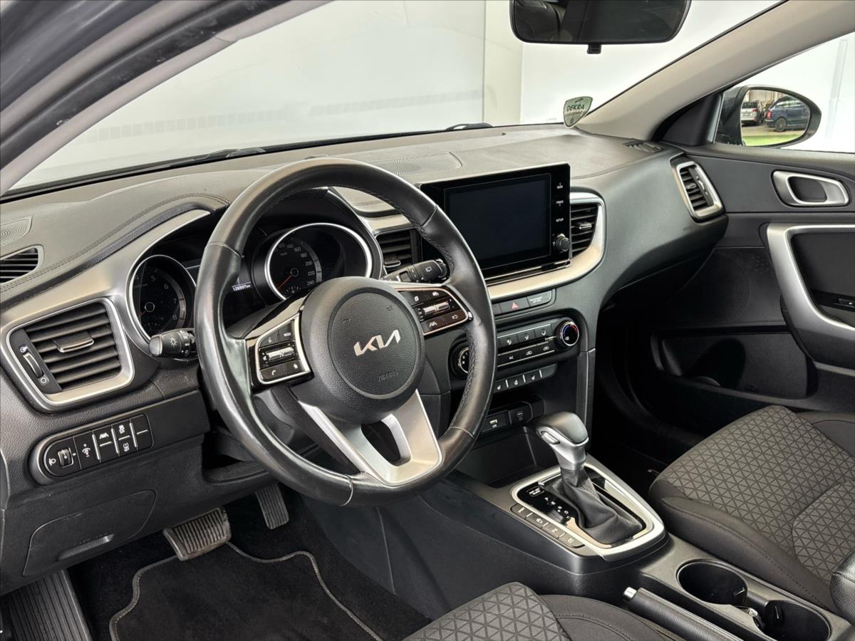 kia-ceed-1-5-t-gdi-sw-7dct - 5
