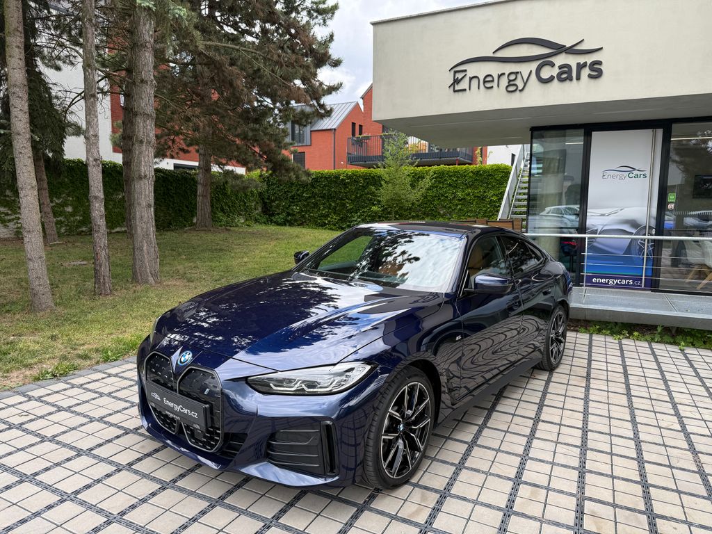 BMW i4 eDrive 40, Tažné, M-paket,
