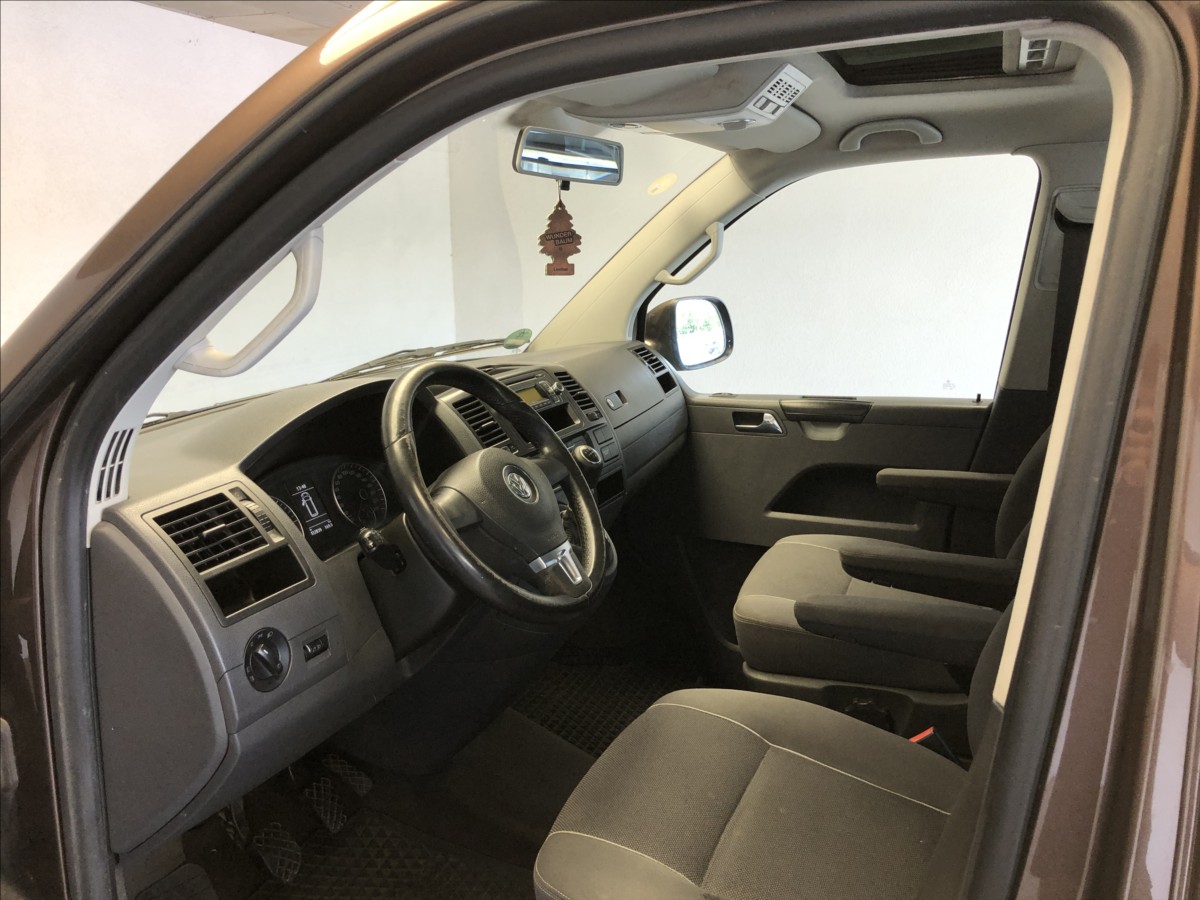 volkswagen-multivan-2-0-tdi - 8