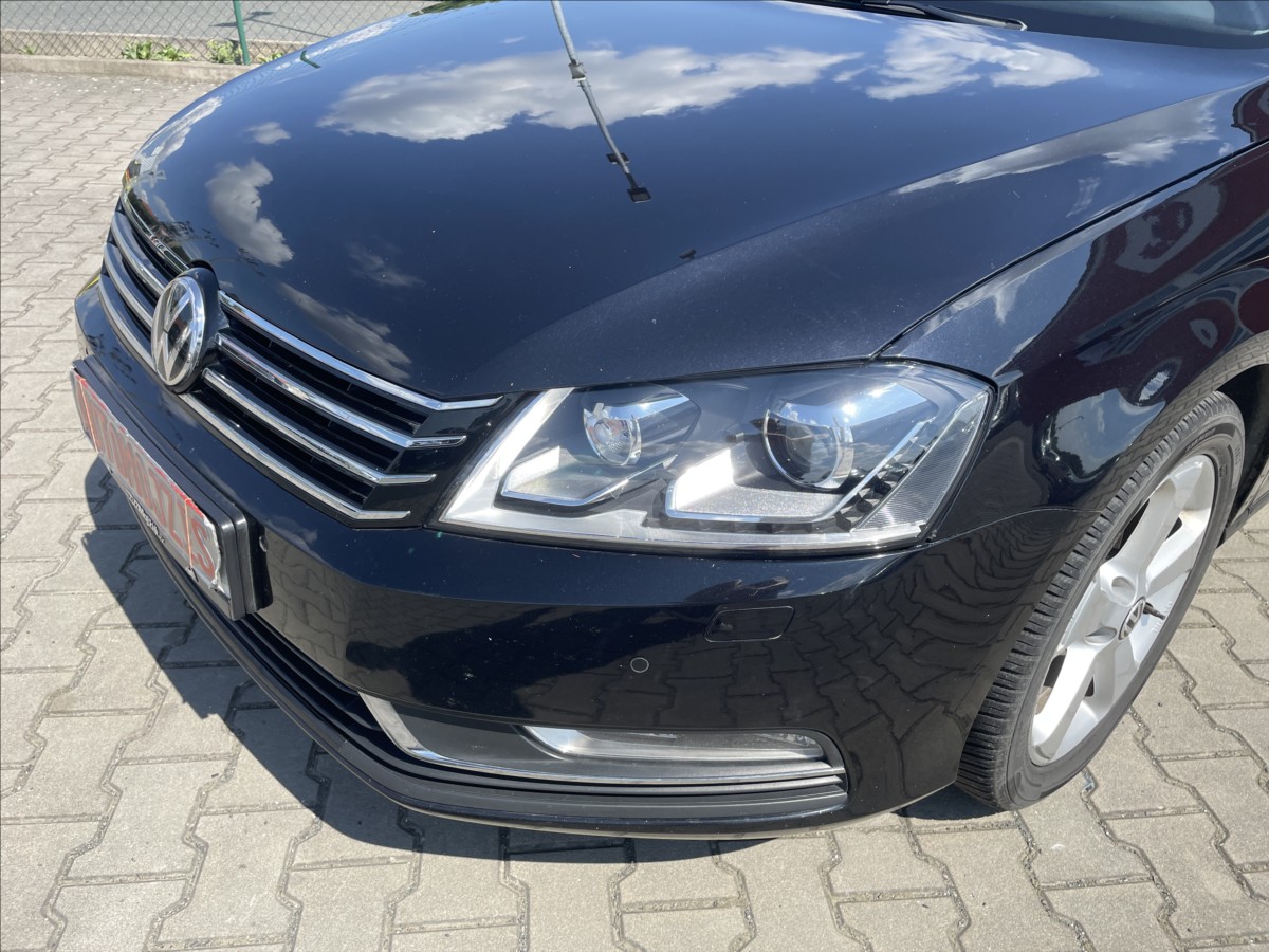volkswagen-passat-2-0-tdi-103-kw-cr-digiklima-xenony - 6