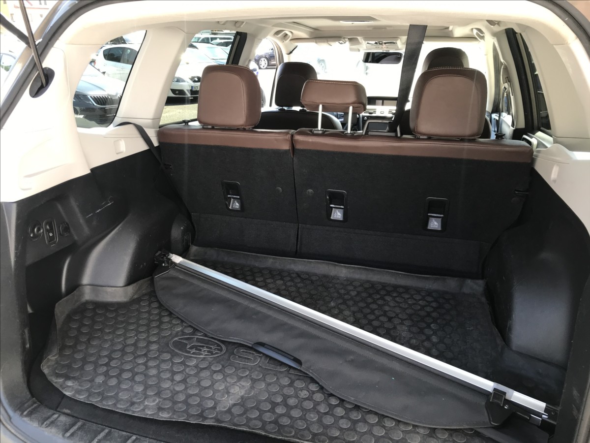 subaru-forester-2-0-xt-186kw-automat-4x4 - 6
