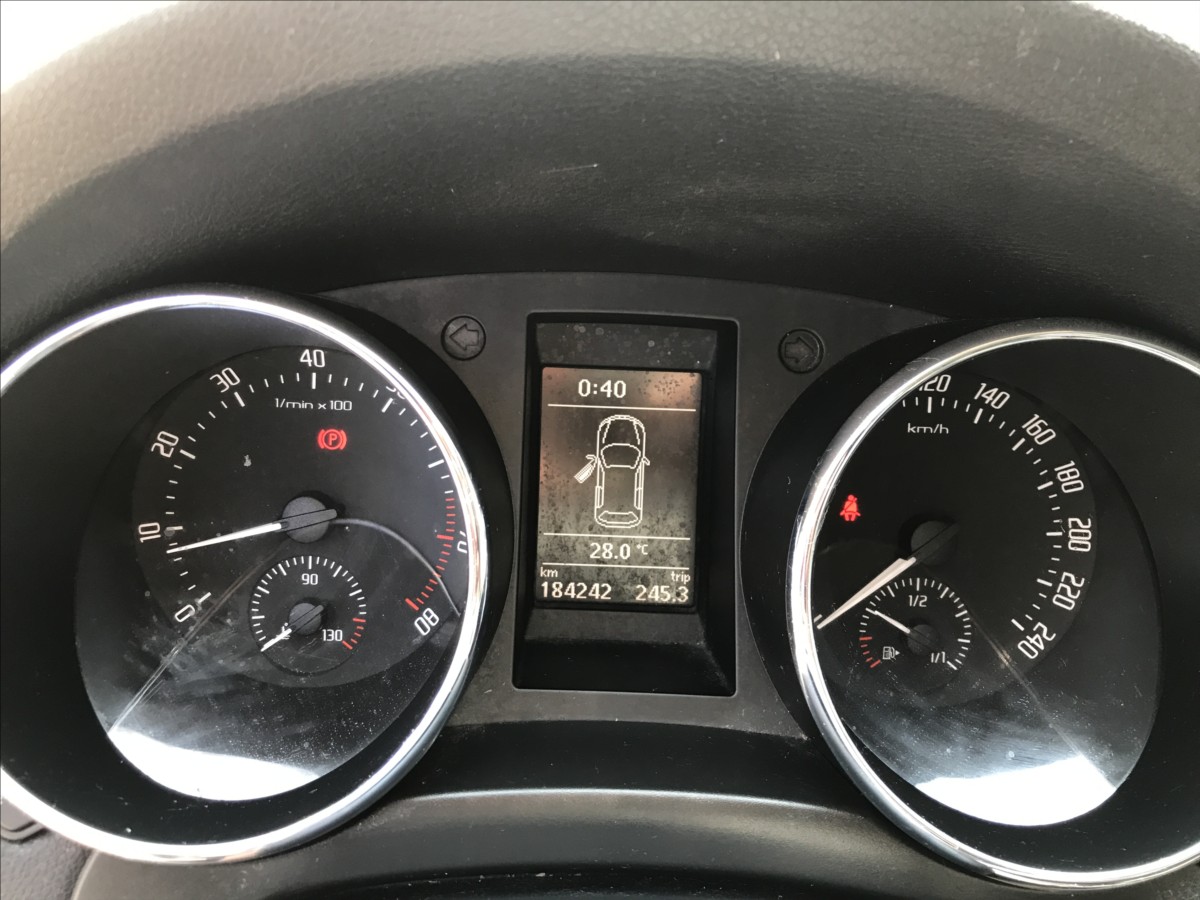 skoda-yeti-1-4-tsi-90kw-4x2 - 8