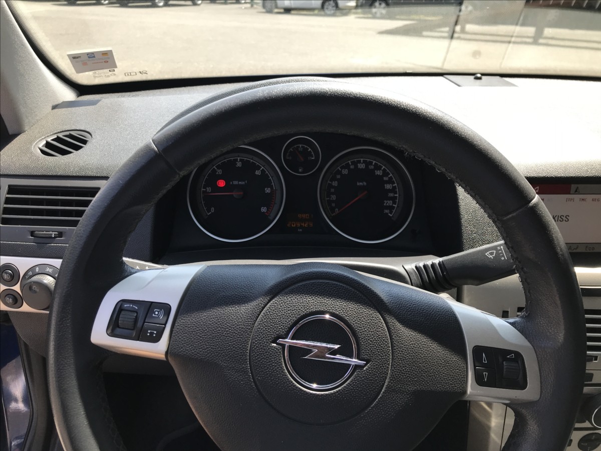 opel-astra-1-7-cdti-81kw-combi - 8