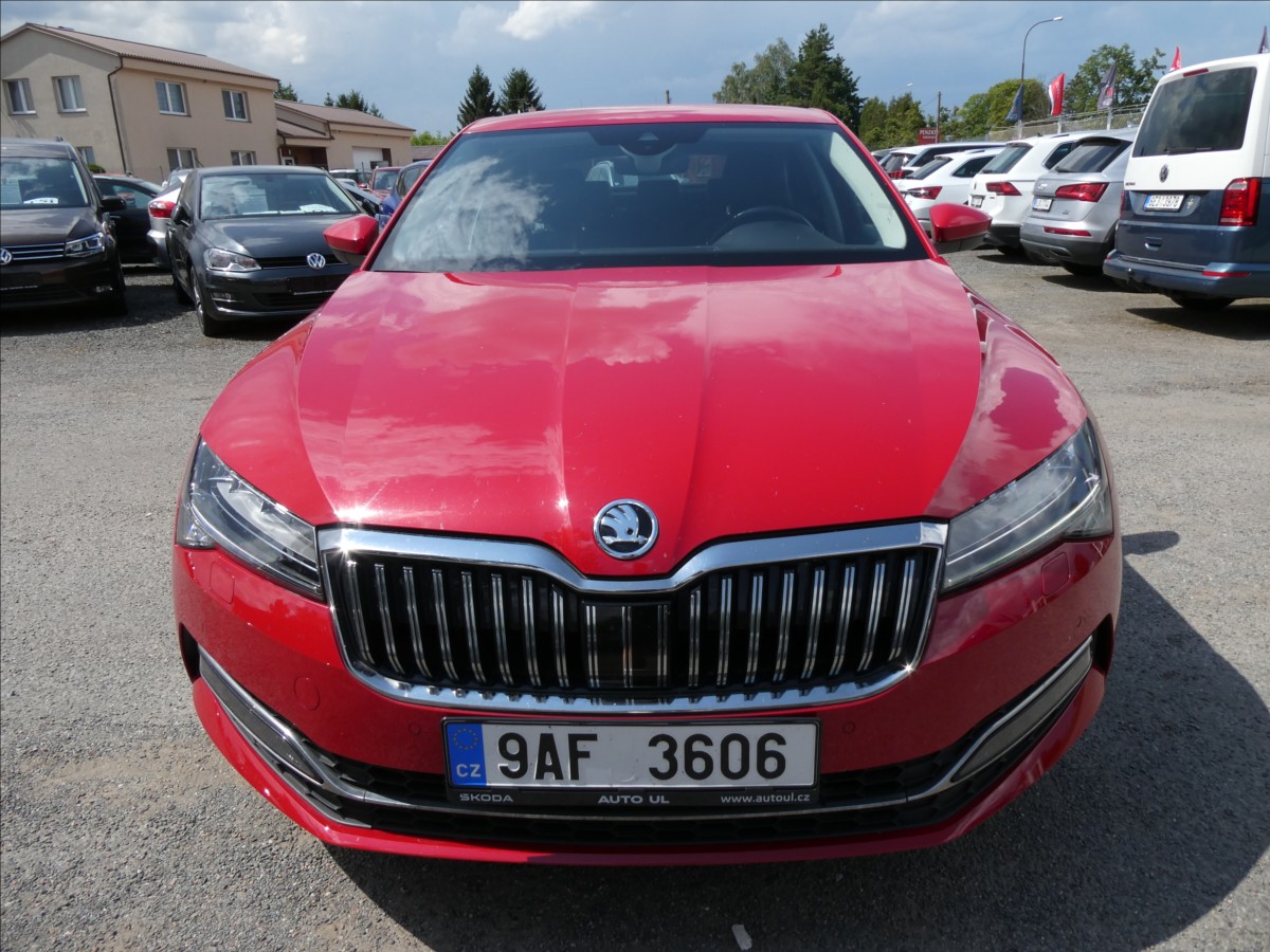 skoda-superb-1-5-tsi-110kw-style-navi-led - 1