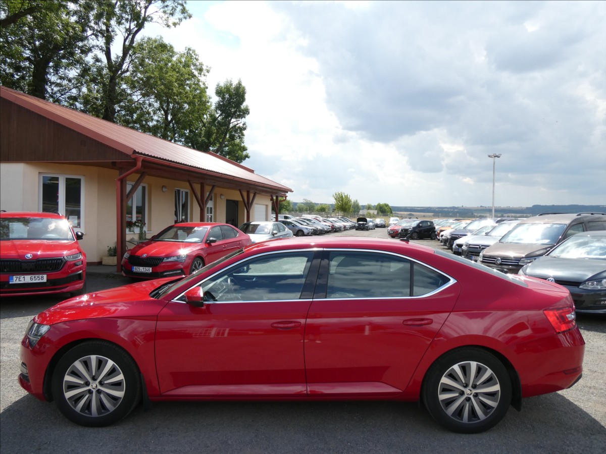 skoda-superb-1-5-tsi-110kw-style-navi-led - 5