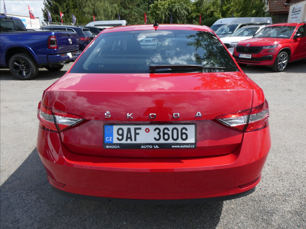 skoda-superb-1-5-tsi-110kw-style-navi-led - 7