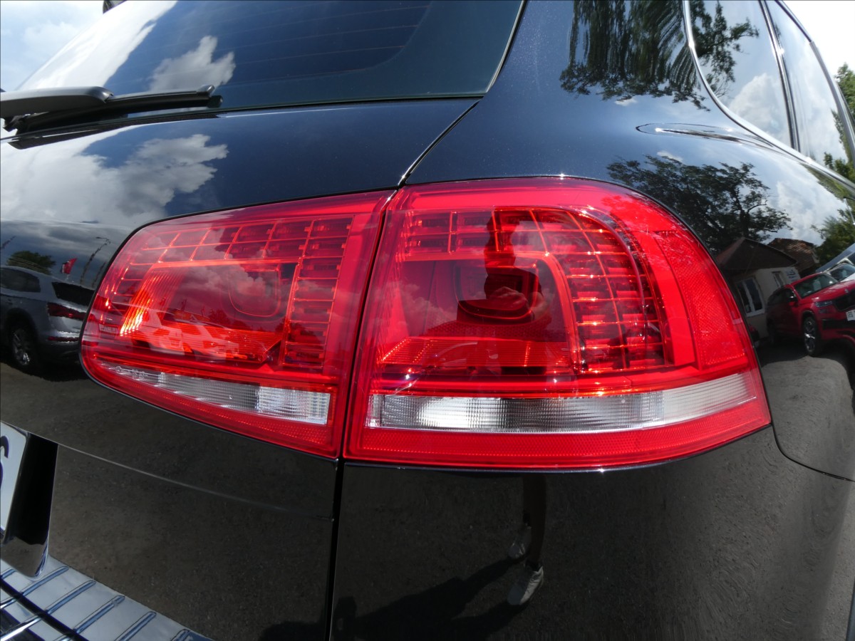 volkswagen-touareg-3-0-tdi-v6-180kw-webasto-dph - 9