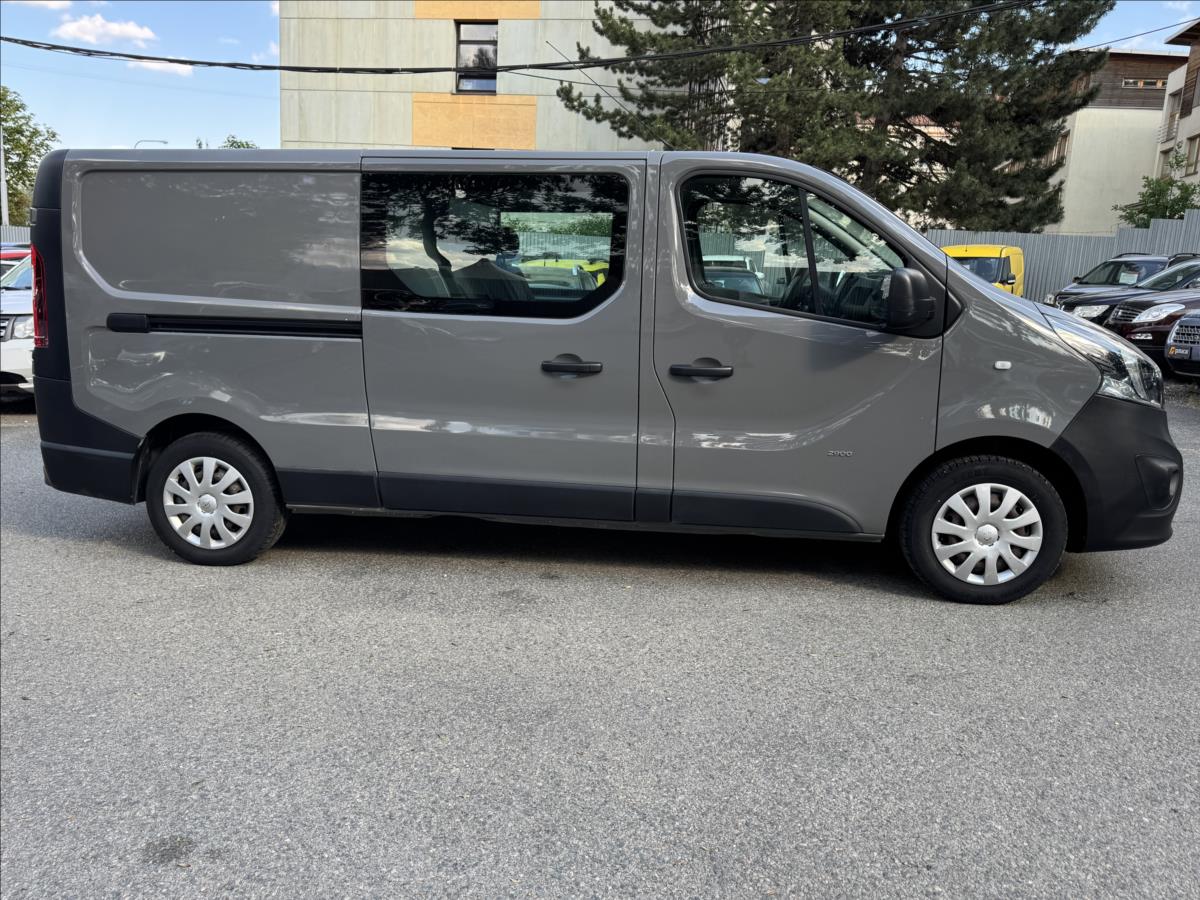 opel-vivaro-1-6-klimatizace-6-mist-long - 3