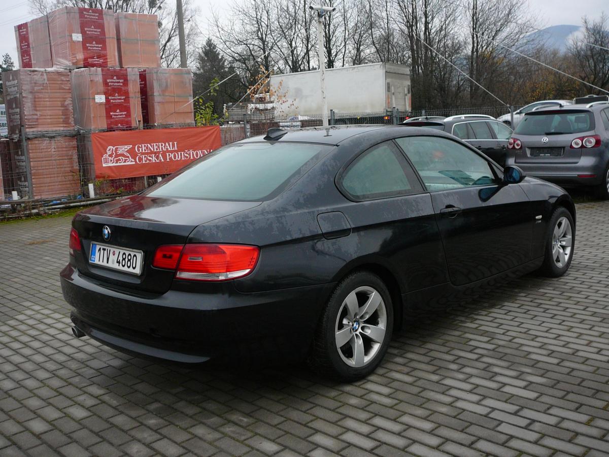 bmw-rada-3-2-0-320d-xdrive-coupe - 3