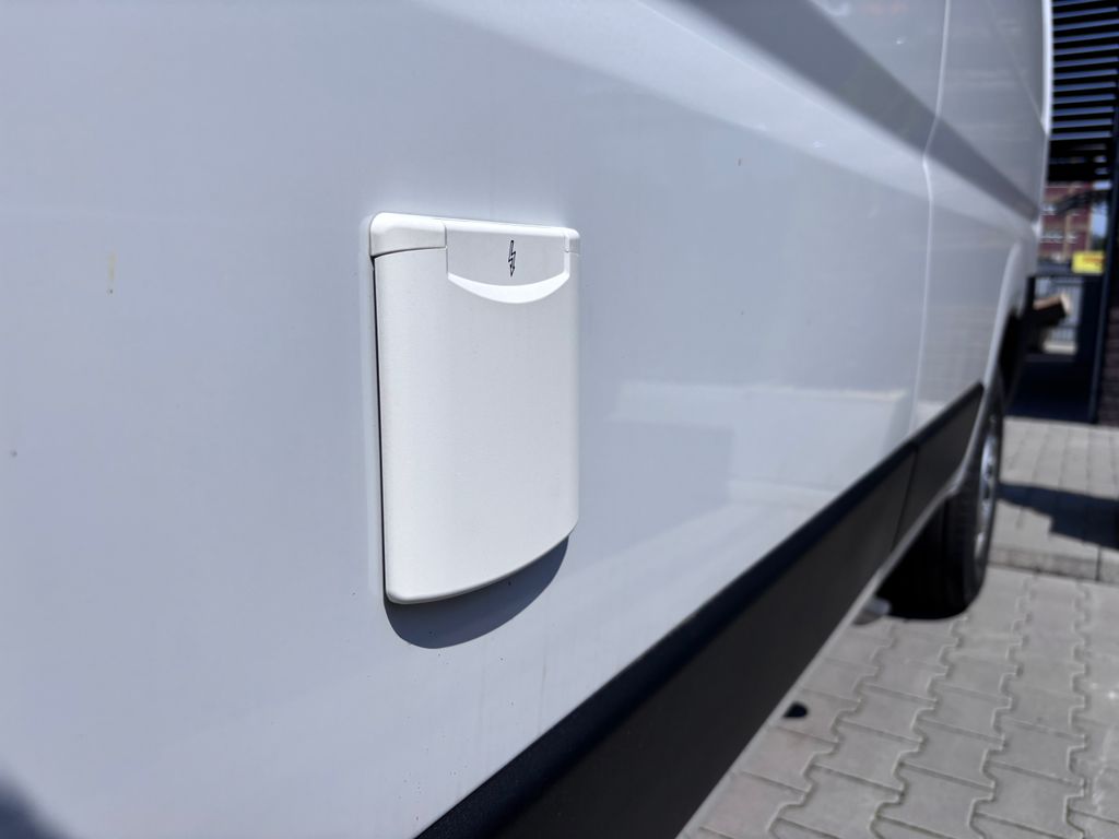 toyota-proace-maxi-camper - 4