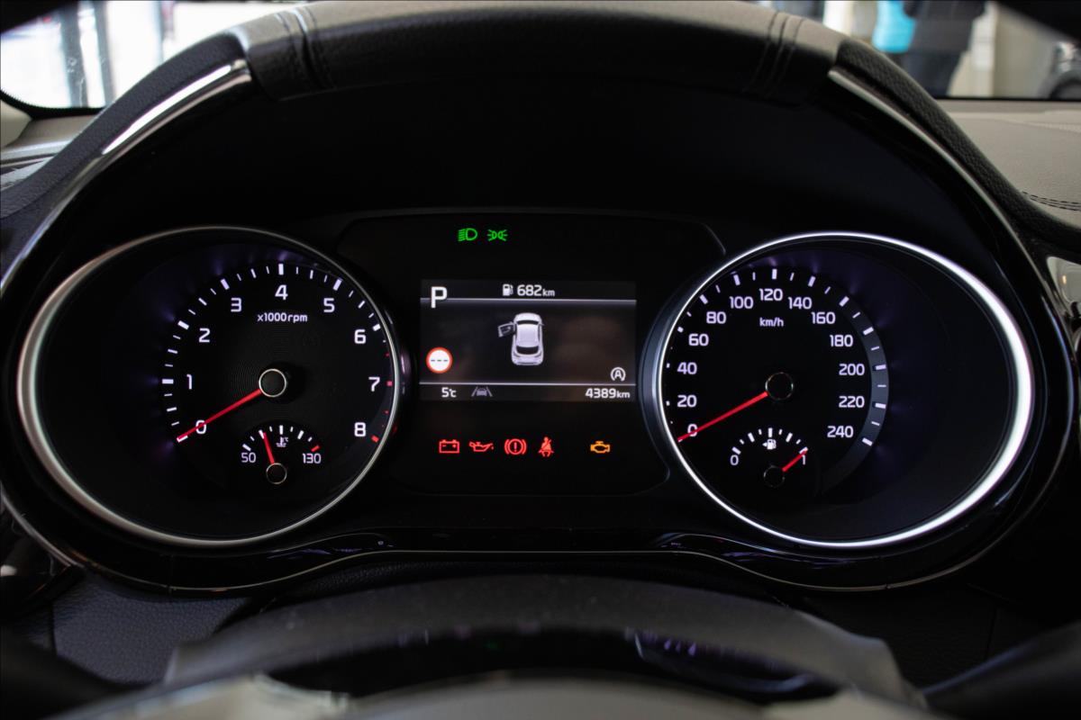 kia-xceed-1-6-xceed-cd-t-gdi-gpf-7dct-exclusive-110-kw - 3