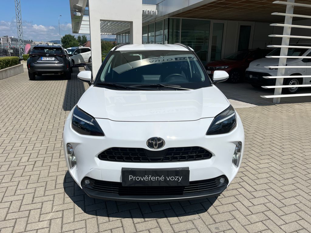 toyota-yaris-cross-1-5-hybrid-e-cvt-comfort - 8