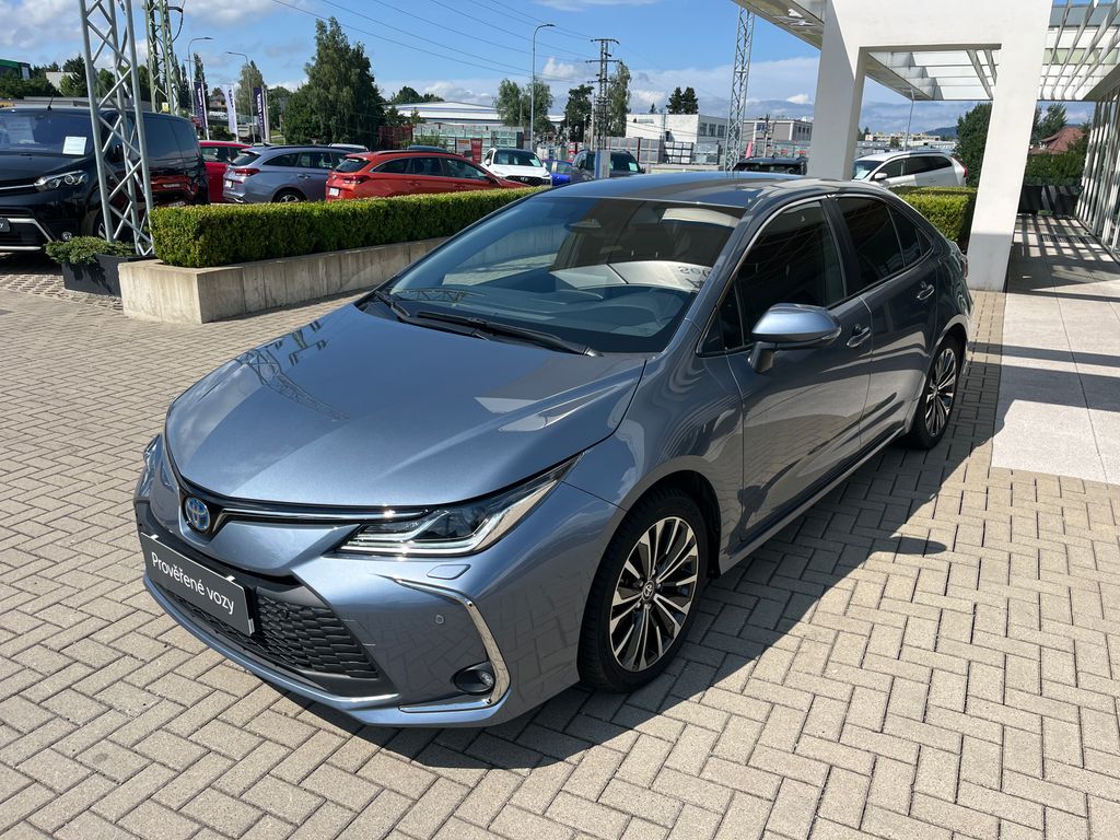 toyota-corolla-1-8-hybrid-e-cvt-style-sd - 1