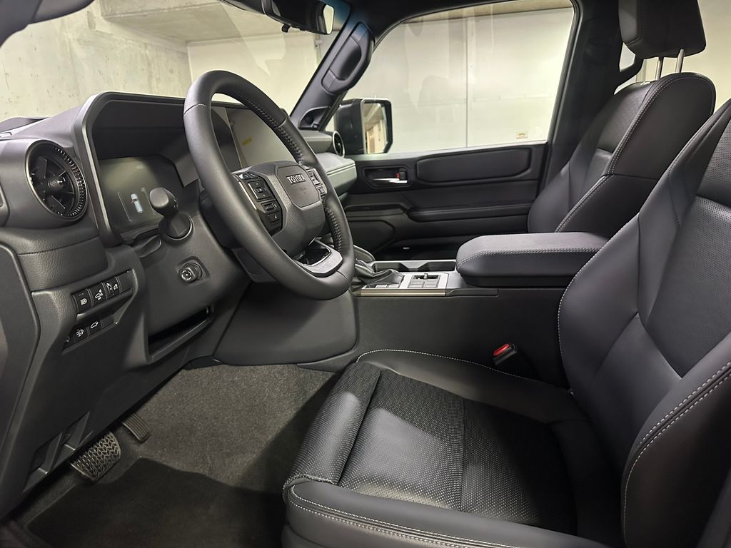 toyota-land-cruiser-2-8l-d-4d-diesel-48v-mhev-4x4-executive - 8