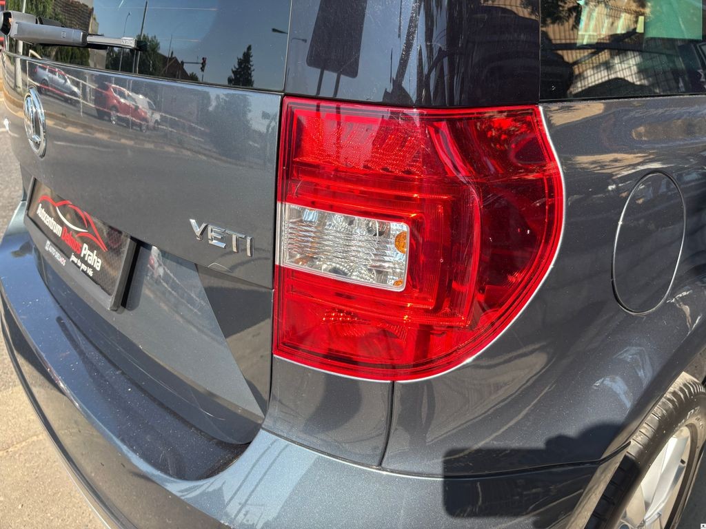 skoda-yeti-1-4tsi-90kw-2015-elegance-1maj - 7