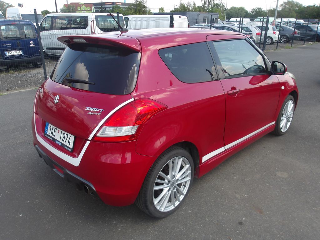 suzuki-swift-1-6i-100kw-sport - 4