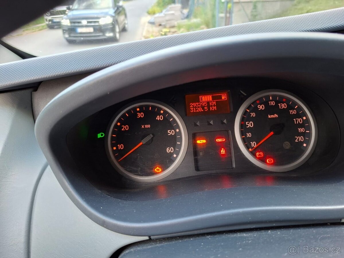 renault-trafic-2-5-dci-107-kw-9-mist-odpocet-dph - 2