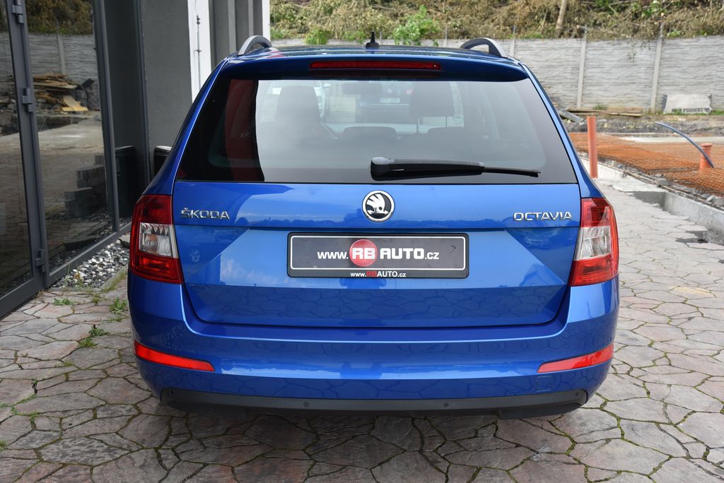 skoda-octavia-1-4-tsi-110-kw-raceblau - 5