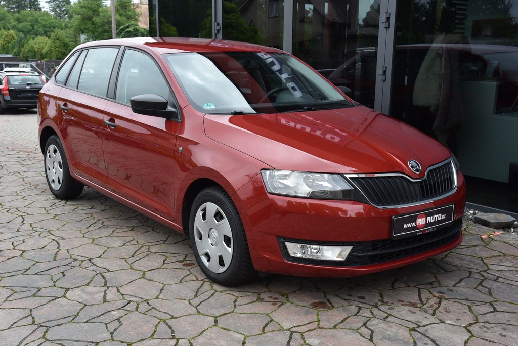 Škoda Rapid 1.2 TSi 63 kw 1.majitel
