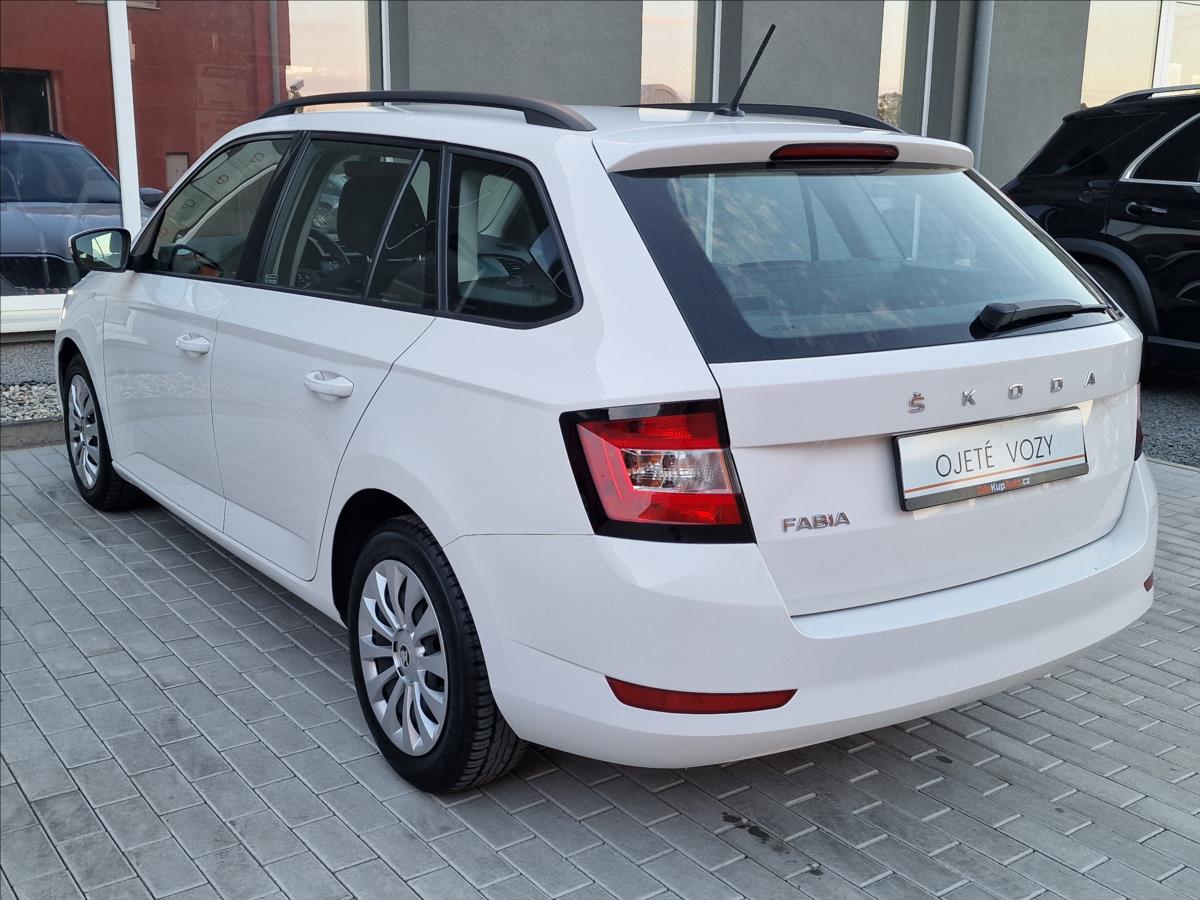 skoda-fabia-1-0-tsi-combi-tour-cr-1-maj - 7