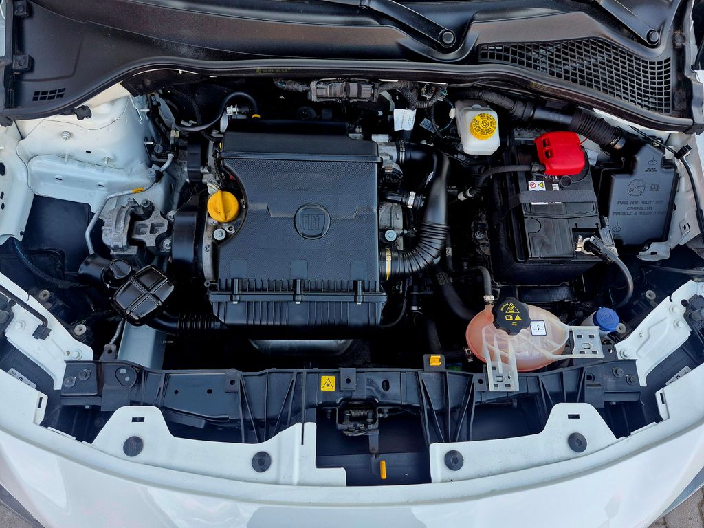 fiat-tipo-1-4-fire-70-kw-street-sedan - 8