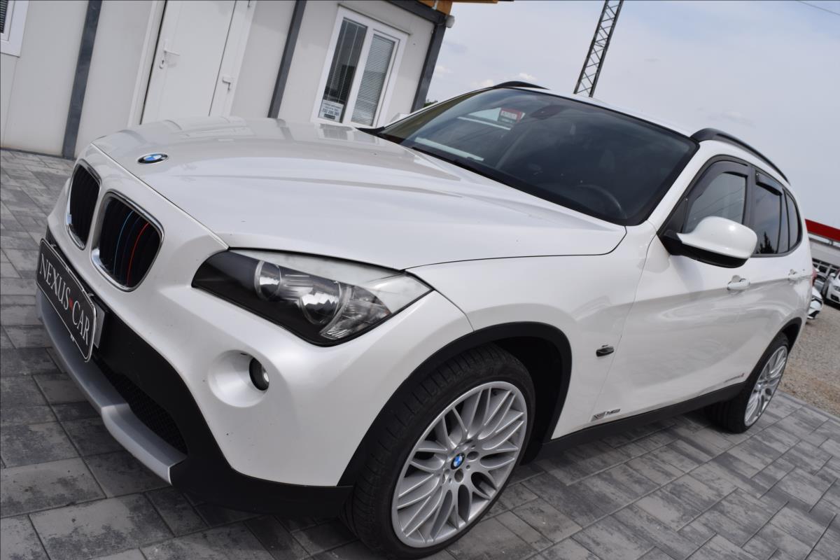 BMW X1 2,0 d 105KW 4X4 TAŽNÉ ALU