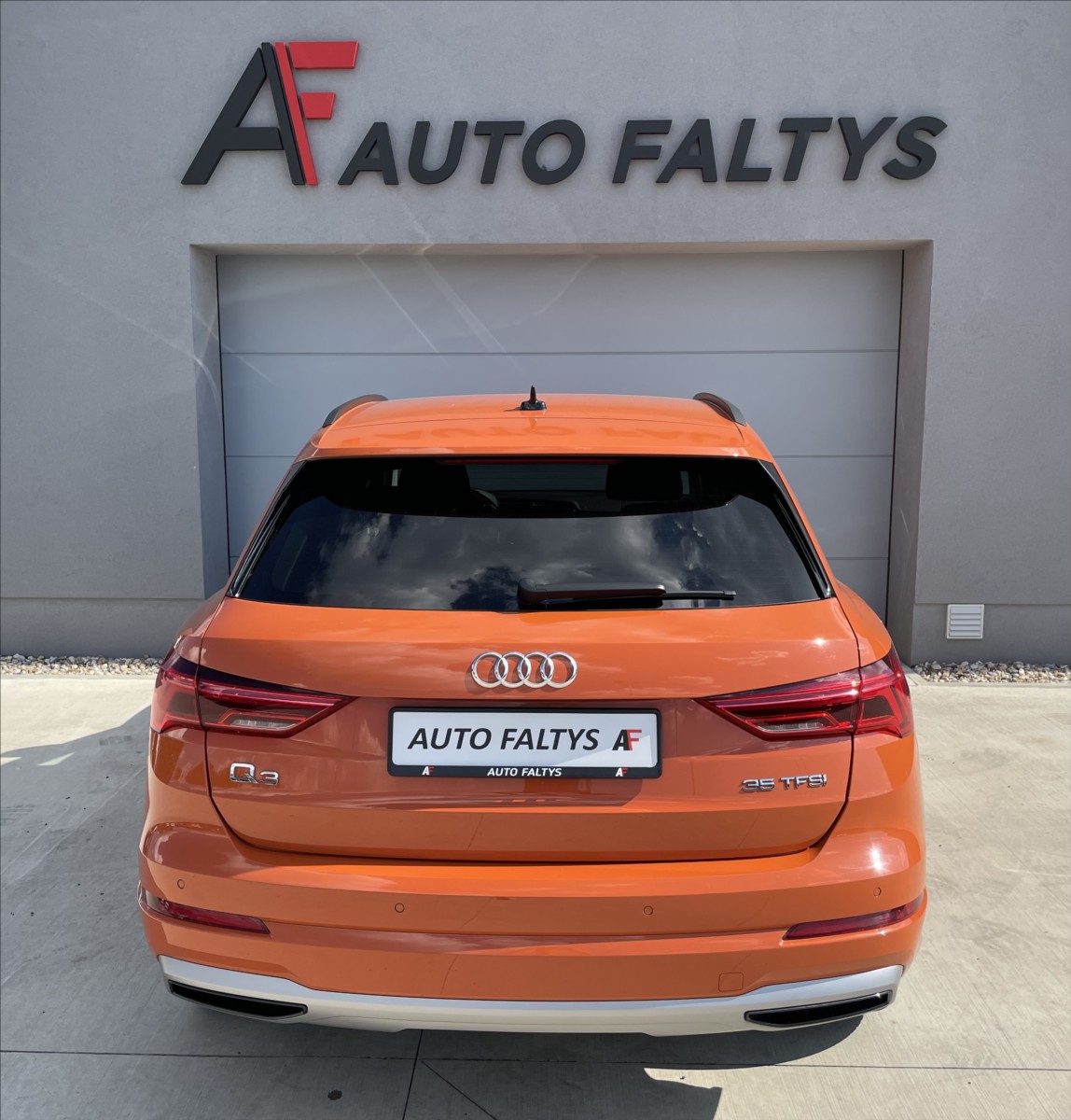 audi-q3-35tfsi-110kw-automat-cr - 3