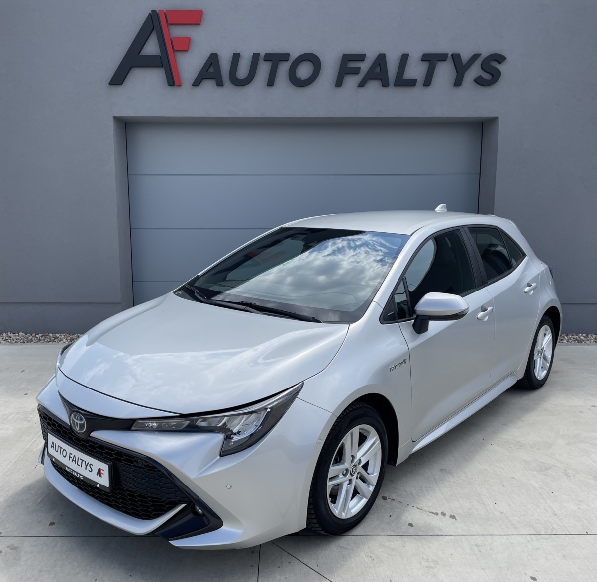 toyota-corolla-1-8-hybrid-e-cvt-confort-cr-1-maj - 6