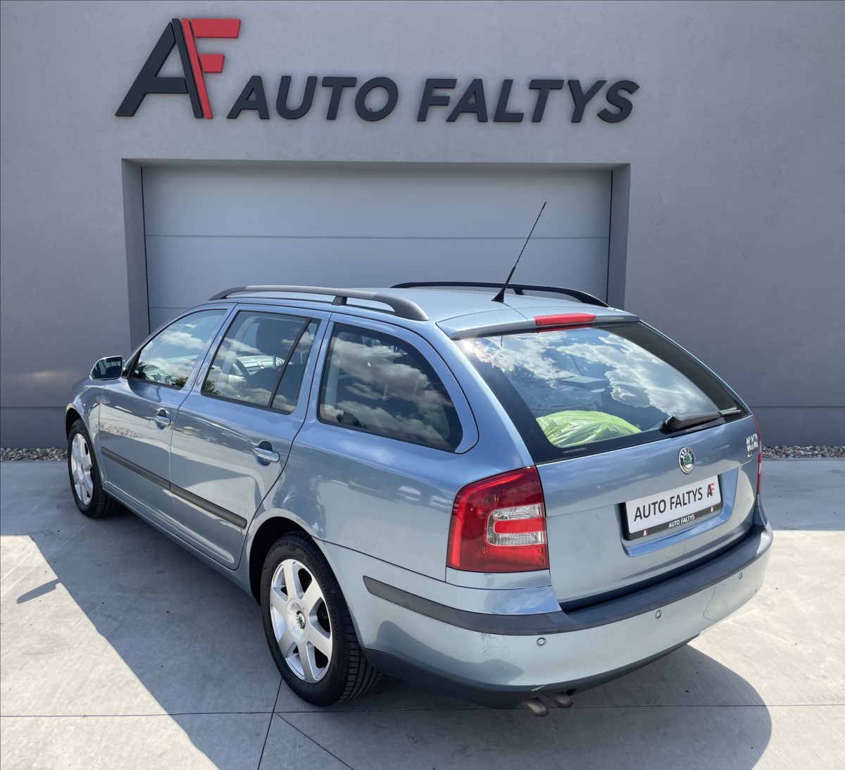 skoda-octavia-2-0-tdi-103kw-4x4-cr - 4
