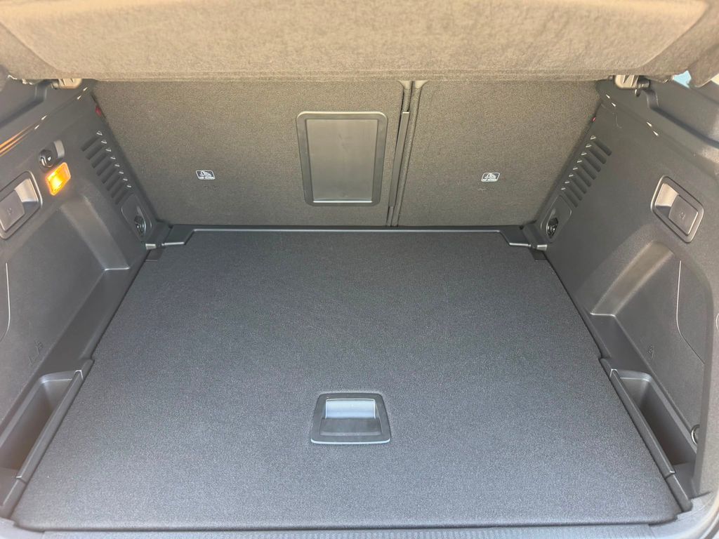 peugeot-3008-allure-1-5bhdi-130-man6-7-231km - 4