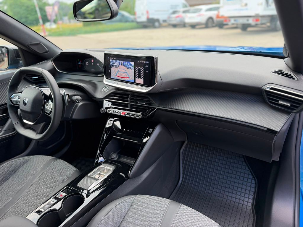 peugeot-2008-allure-pack-1-2pt-130-eat8 - 7