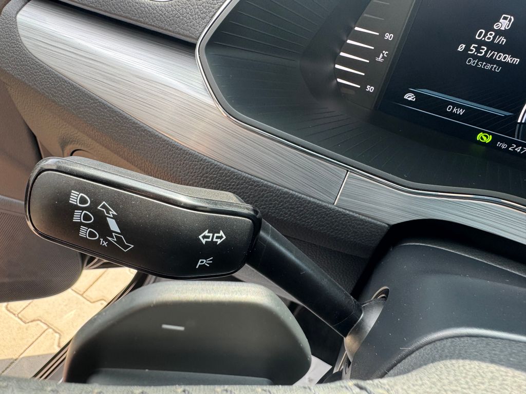 skoda-superb-combi-2-0-tdi-dsg-ambition - 8