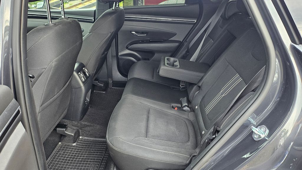 hyundai-tucson-1-6i-limited-freedom-1-majit - 7