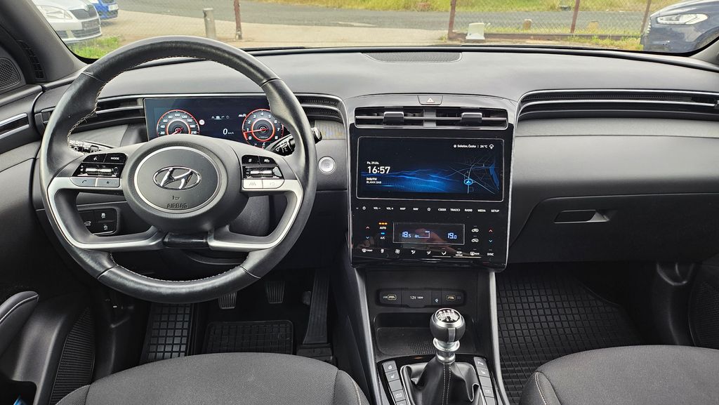 hyundai-tucson-1-6i-limited-freedom-1-majit - 8