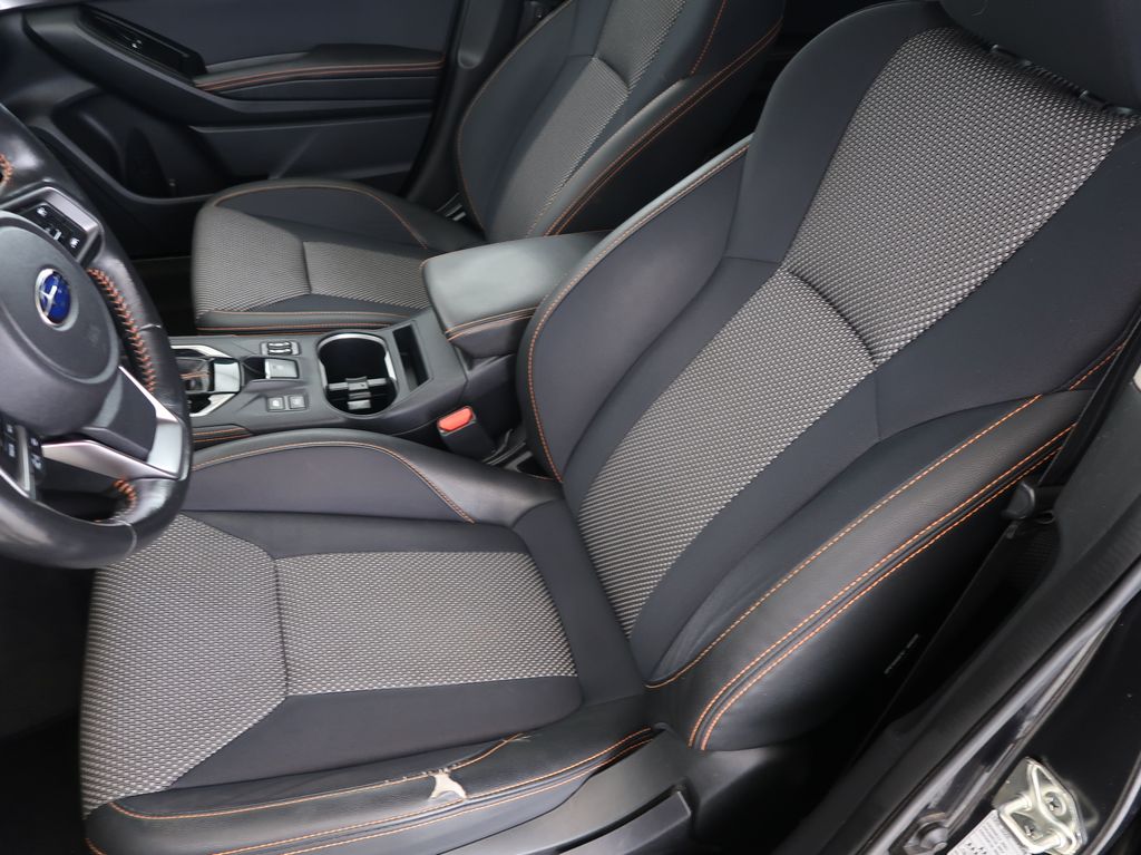 subaru-xv-2-0i-115kw-cvt-navigace-tazne - 8