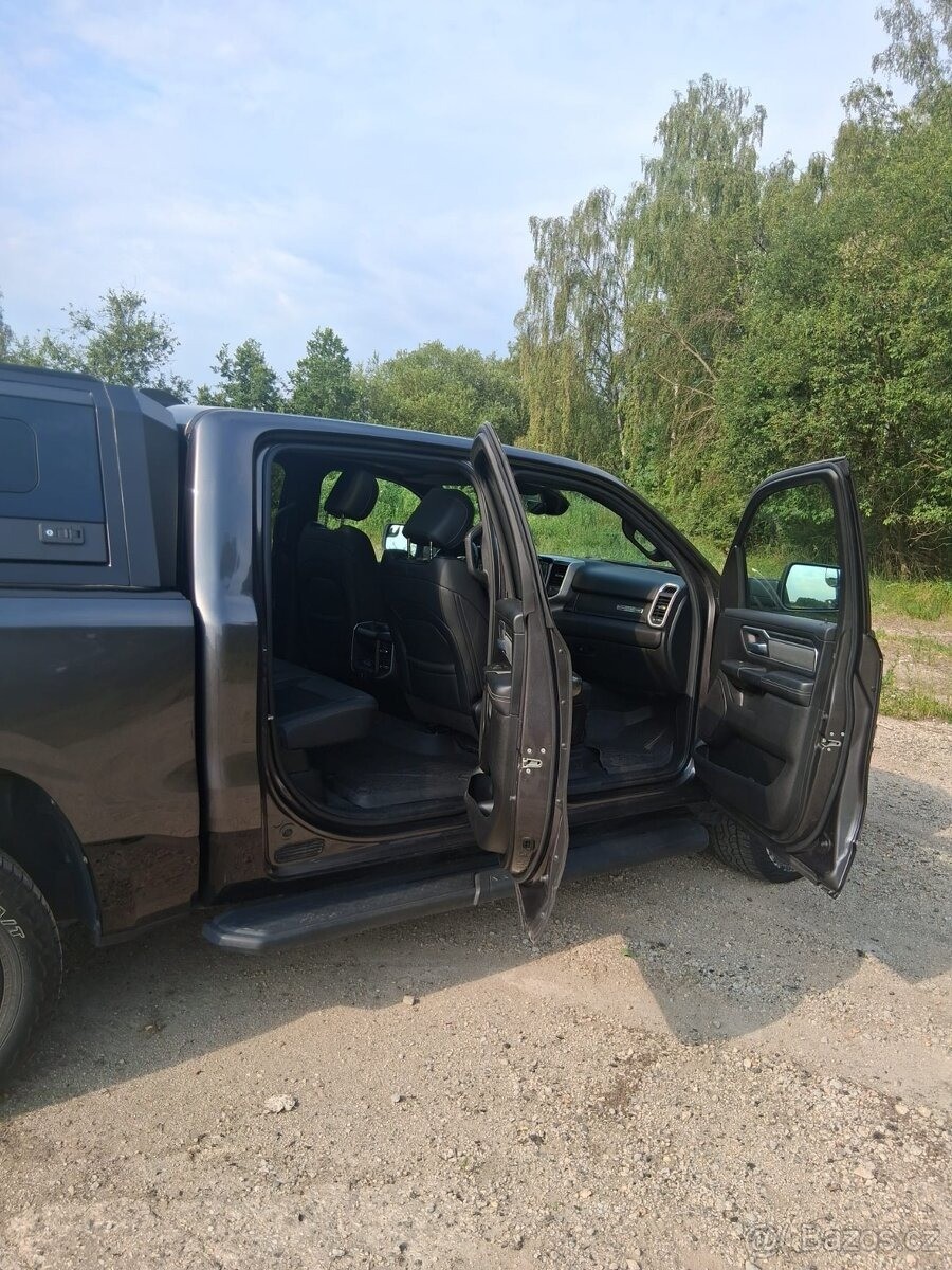 dodge-ram-1500-5-7-1500-big-horn-backcountry - 7