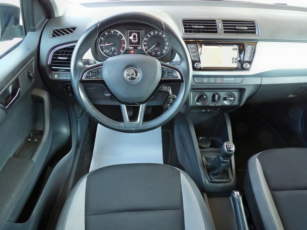 skoda-fabia-1-0mpi-ambition-navi-tempomat - 6