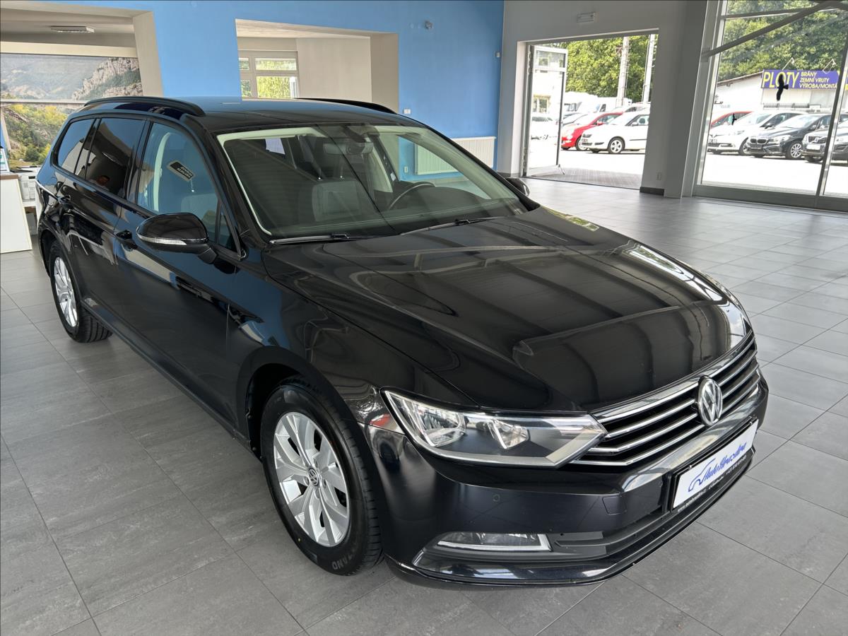 Volkswagen Passat 2,0   TDI 110kW,1.MAJ,SERVISKA
