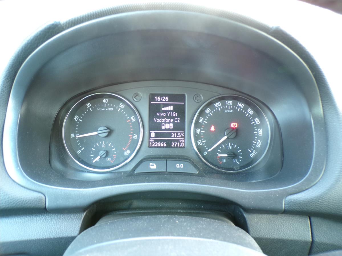 skoda-fabia-1-2-tsi-77kw-montecarlo - 7