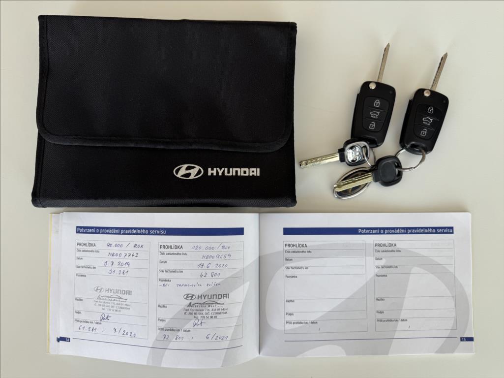 hyundai-i30-1-6 - 2