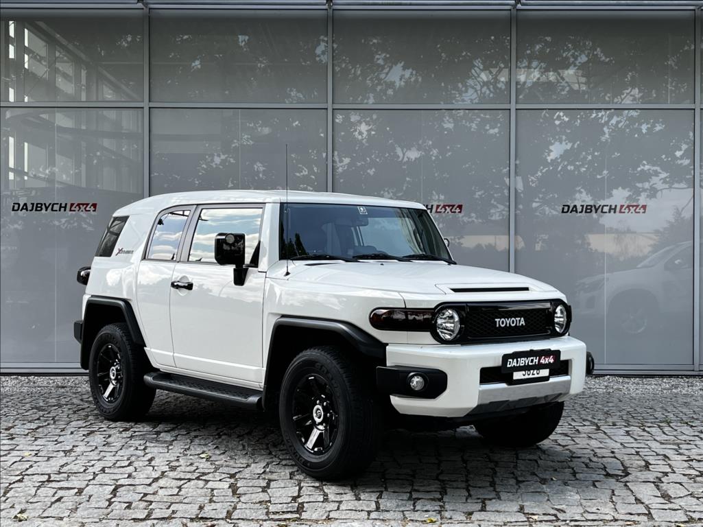 toyota-fj-4-0-xtreme-fj-cruiser - 2