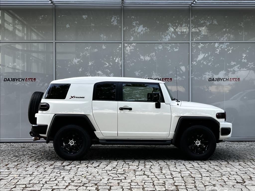 toyota-fj-4-0-xtreme-fj-cruiser - 3