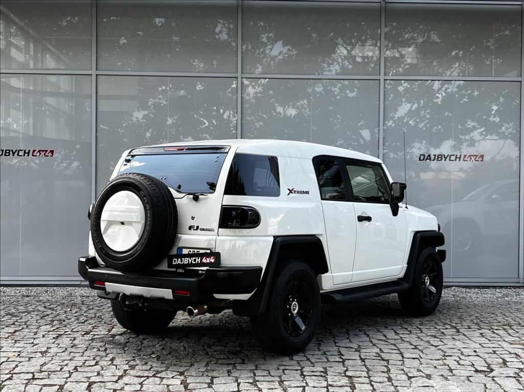 toyota-fj-4-0-xtreme-fj-cruiser - 4