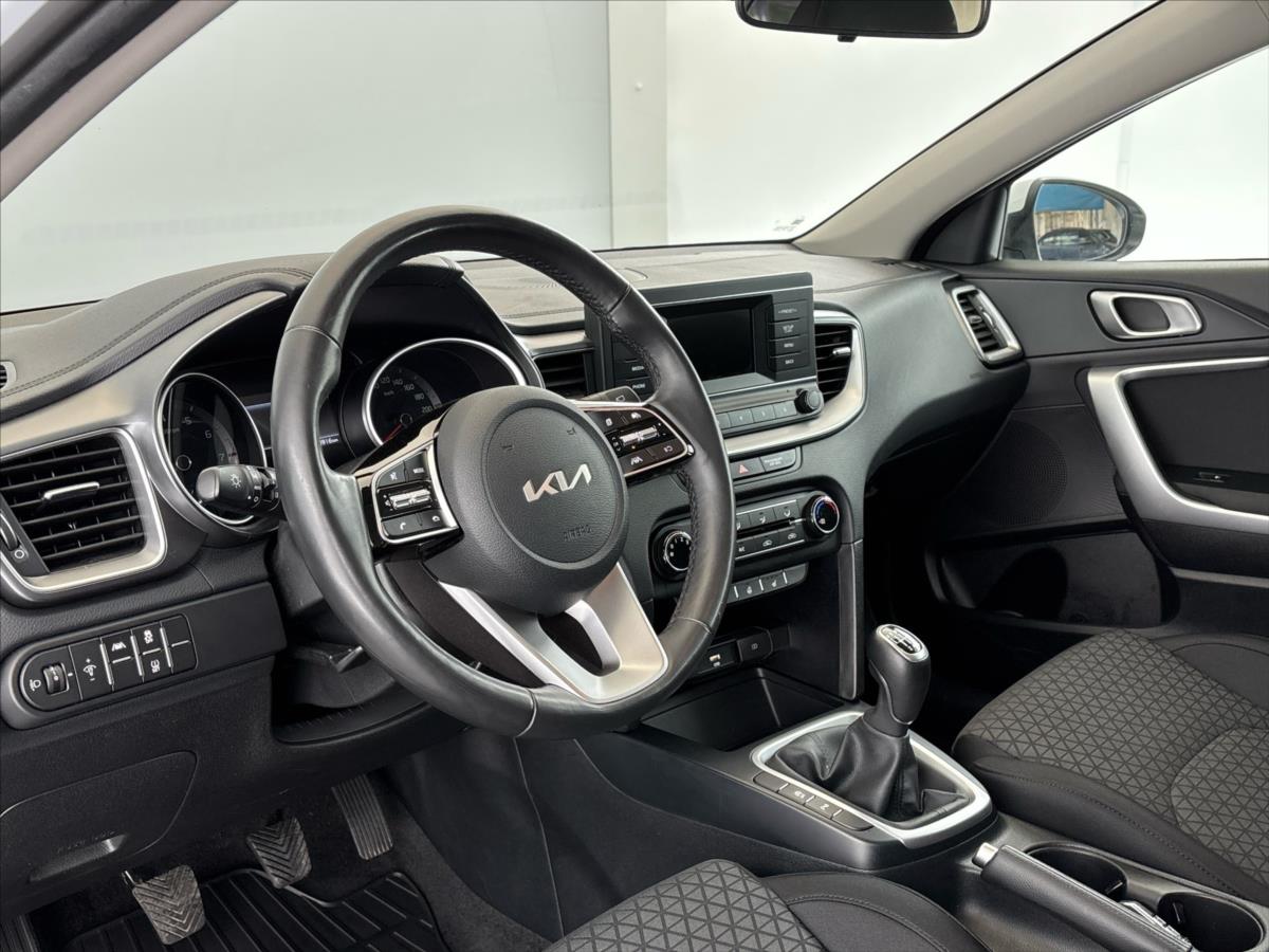 kia-ceed-1-5-1-5t-gdi-sw - 5