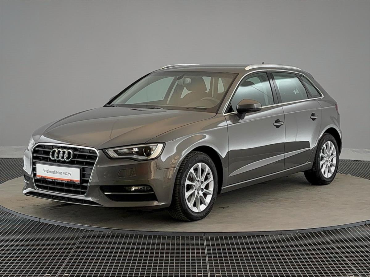 Audi A3 1,6 TDI  Sportback 7DSG